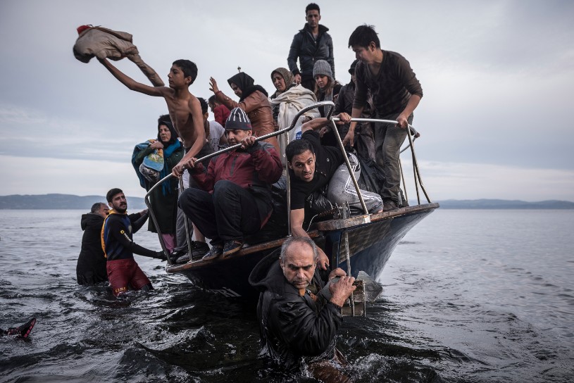 p73-sergey-ponomarev-reporting-europes-refugee-crisis-01